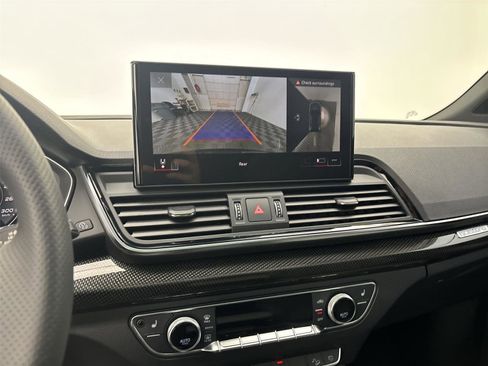 Used 2023 Audi SQ5 Premium Plus image 30