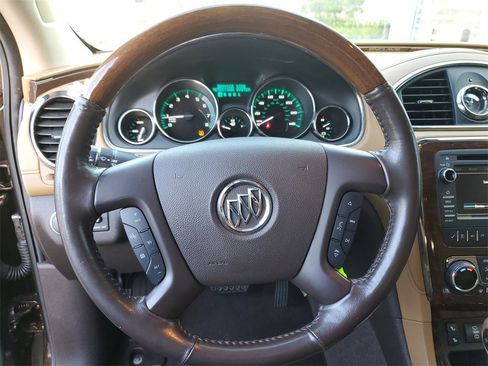 Used 2017 Buick Enclave Leather image 25