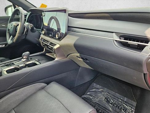 Used 2024 Lexus RX 350 AWD image 23