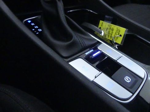 Used 2022 Hyundai Santa Cruz SEL Premium w/ Cargo Package image 12