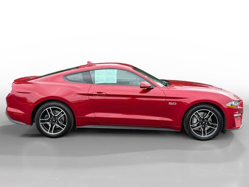 Used 2021 Ford Mustang GT image 6