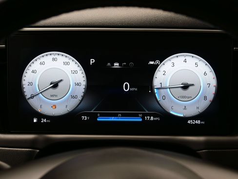 Certified 2023 Hyundai Tucson Limited AWD/4WD image 24