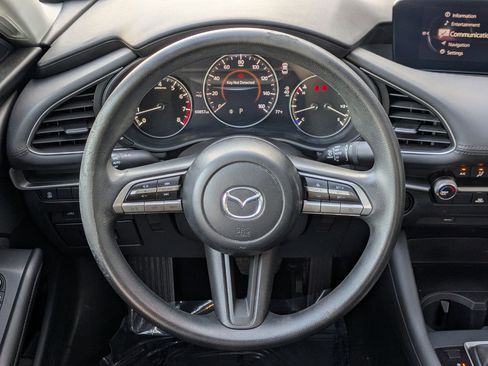 Used 2021 MAZDA MAZDA3 s image 13