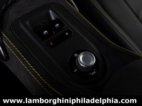 Used 2023 Maserati MC20 Coupe image 23