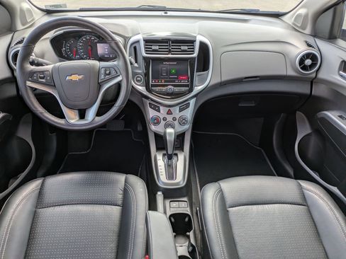Used 2020 Chevrolet Sonic Premier image 15