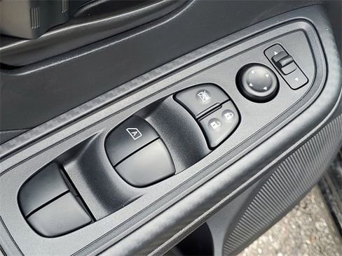 New 2025 Nissan Versa S w/ Trunk Package image 18