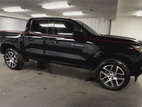 Certified 2023 Chevrolet Colorado Z71 w/ Z71 Convenience Package 2 image 2