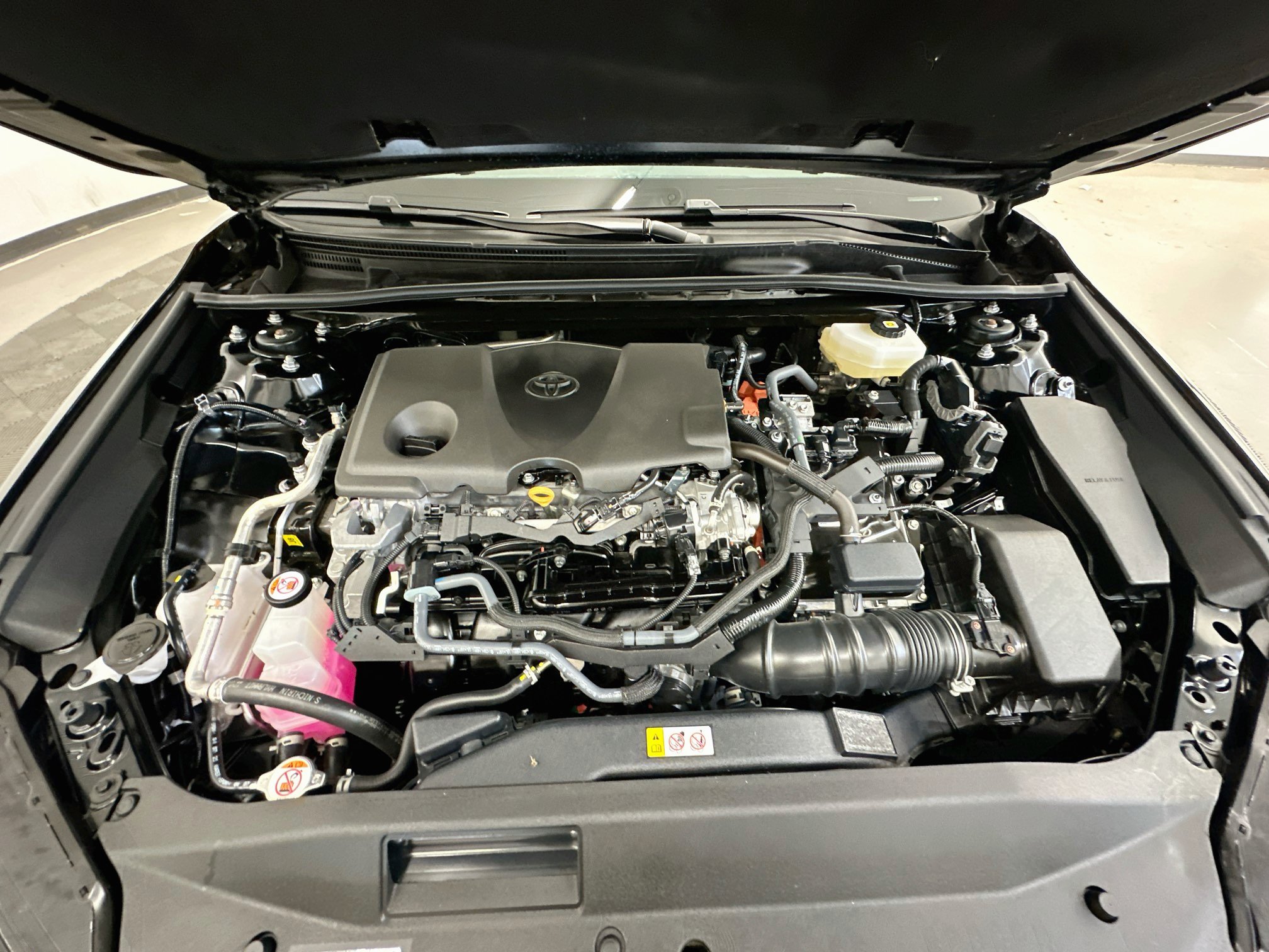 Used 2026 Toyota Camry LE FWD image 34