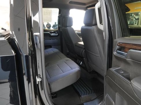 Used 2023 GMC Sierra 1500 Elevation image 21