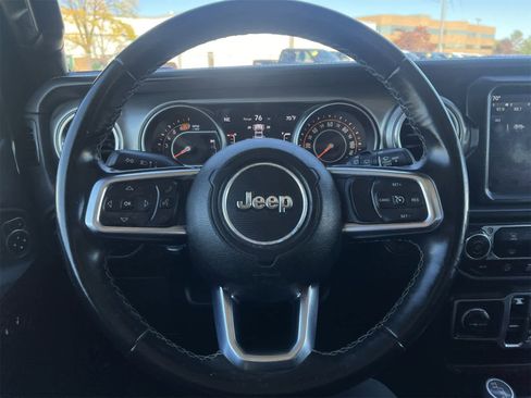 Used 2020 Jeep Wrangler Unlimited Sahara w/ Uconnect 4C Nav & Sound Group image 23