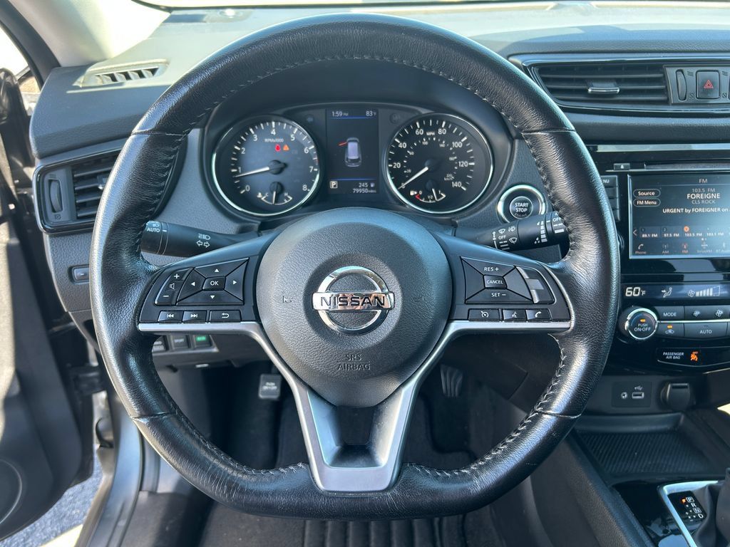 Used 2018 Nissan Rogue SV AWD/4WD image 44