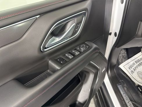 Used 2022 Chevrolet Tahoe RST w/ Sport Performance Package image 30