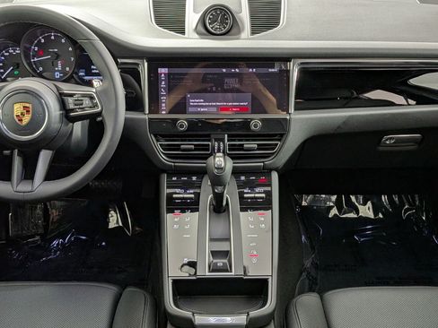New 2026 Porsche Macan AWD/4WD image 20
