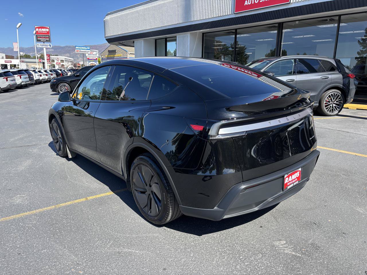 Used 2026 Tesla Model Y Long Range AWD/4WD image 7