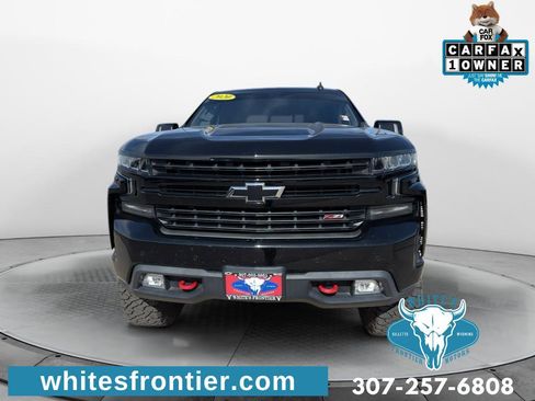 Used 2020 Chevrolet Silverado 1500 LT Trail Boss image 2