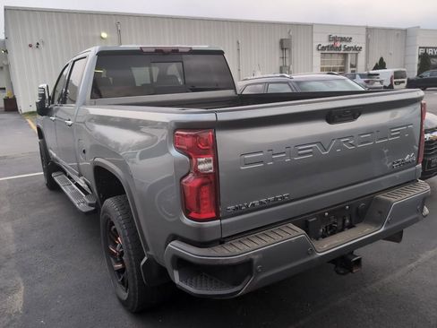 Used 2024 Chevrolet Silverado 3500 High Country w/ High Country Premium Package AWD/4WD image 4