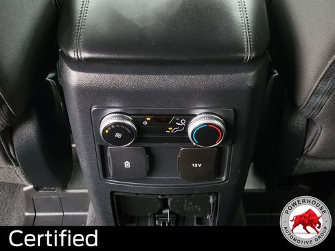 Certified 2022 Ford Explorer XLT RWD image 18