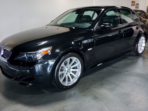 Used 2007 BMW M5 RWD image 5