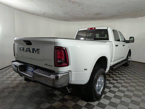 New 2026 RAM 3500 Tradesman AWD/4WD image 7
