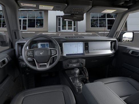 New 2025 Ford Bronco Badlands image 9