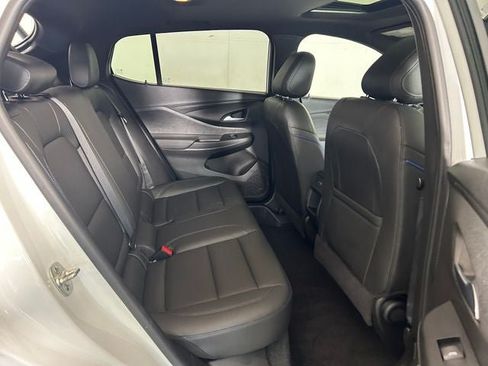 Used 2024 Buick Envista Sport Touring w/ Convenience I Package FWD image 26