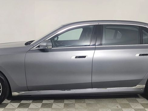 Used 2023 BMW i7 xDrive60 w/ Executive Package 2 image 5