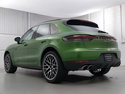 Certified 2021 Porsche Macan S image 3