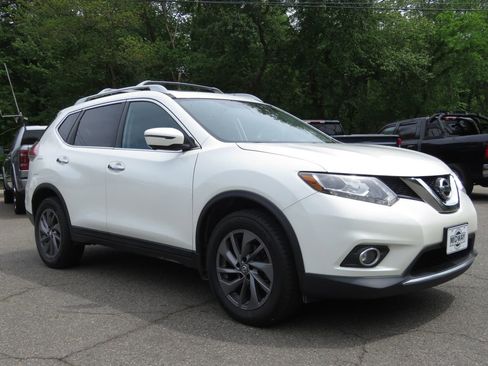 Used 2016 Nissan Rogue SL w/ SL Premium Package AWD/4WD image 3