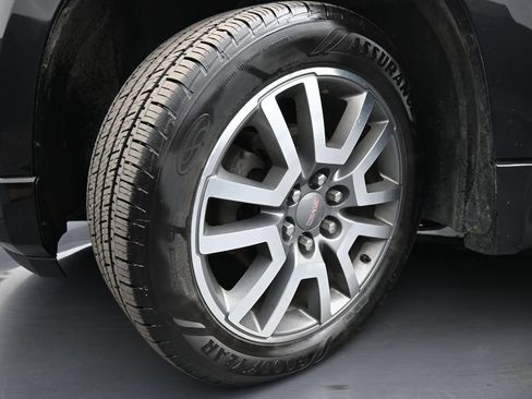 Used 2014 GMC Acadia Denali AWD/4WD image 16