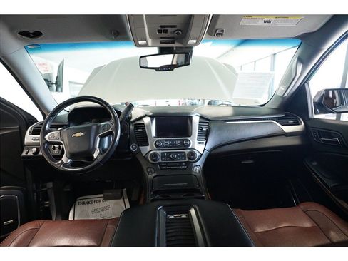 Used 2019 Chevrolet Suburban Premier w/ Premier Plus Edition AWD/4WD image 14