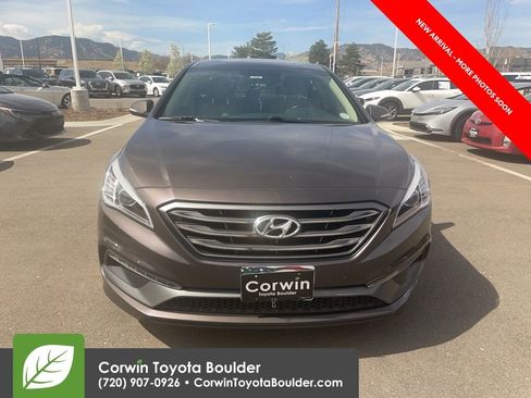Used 2016 Hyundai Sonata Limited w/ Option Group 04 image 2
