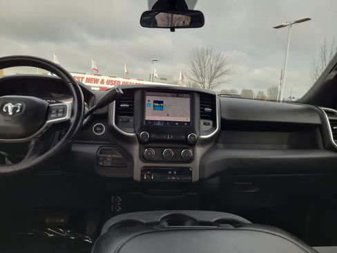 Used 2022 RAM 2500 Big Horn image 18