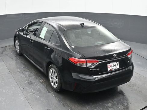 Used 2024 Toyota Corolla LE image 41