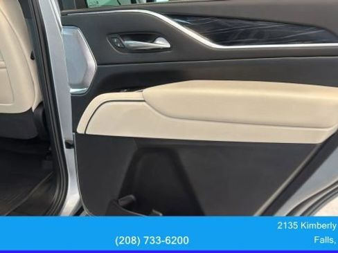 Used 2024 Cadillac Escalade Sport w/ LPO, ONYX Package AWD/4WD image 32