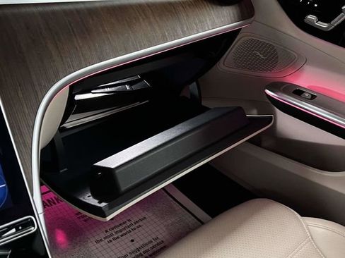 Used 2023 Mercedes-Benz C 300 4MATIC Sedan image 34