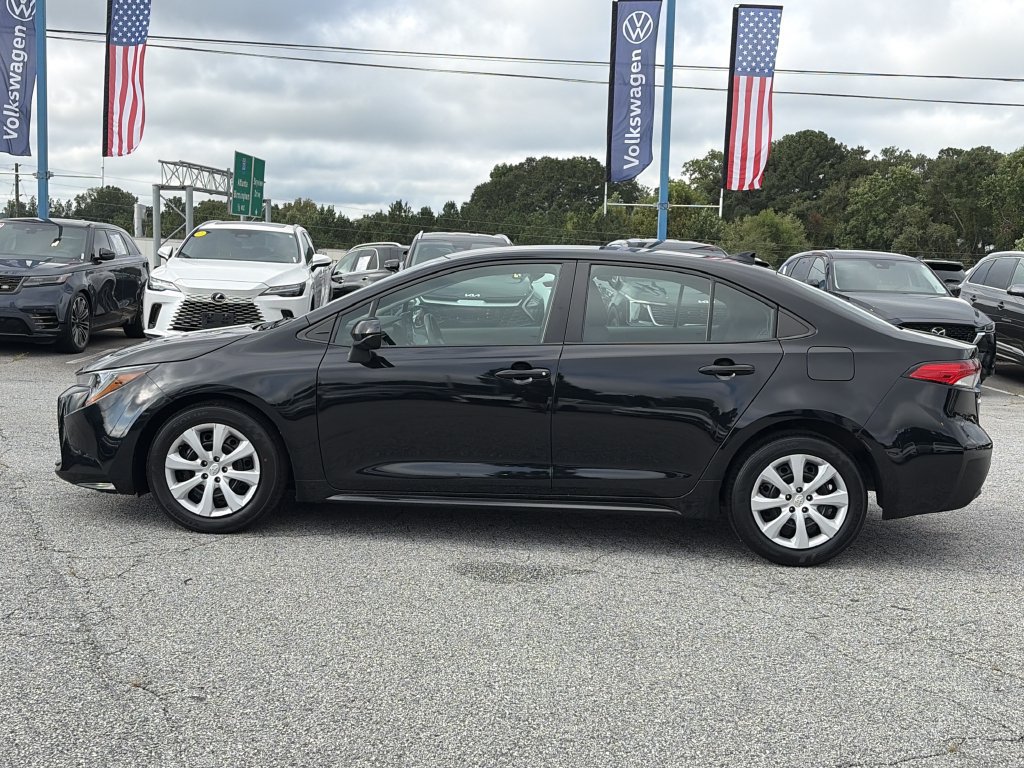 Used 2024 Toyota Corolla LE FWD image 22