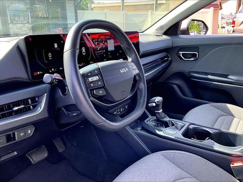 Used 2025 Kia K4 EX FWD image 13