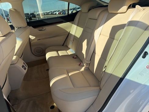 Used 2013 Lexus ES 350 w/ Premium Pkg FWD image 6