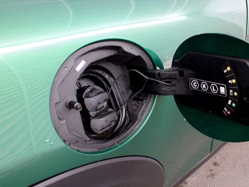 Used 2022 MINI Cooper SE image 48