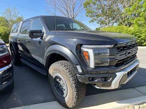 Used 2025 Ford F150 Raptor AWD/4WD image 6