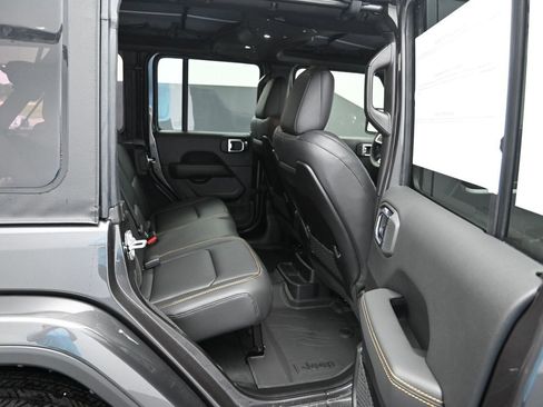 New 2025 Jeep Wrangler Unlimited Sahara w/ Technology Group image 28