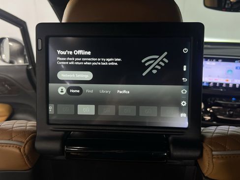 Used 2022 Chrysler Pacifica Pinnacle image 34