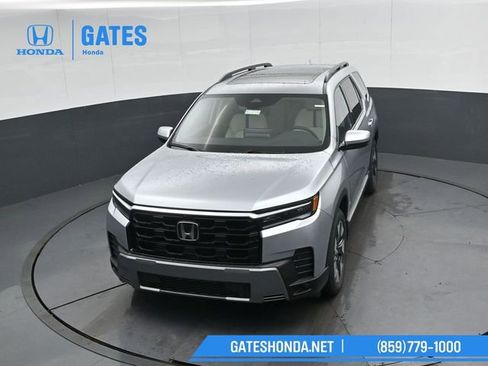 New 2026 Honda Pilot Touring image 53