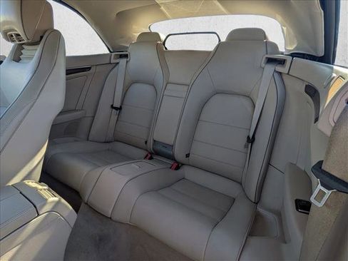 Used 2015 Mercedes-Benz E 400 Cabriolet image 17