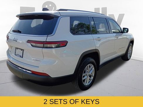 Used 2023 Jeep Grand Cherokee L Laredo AWD/4WD image 6