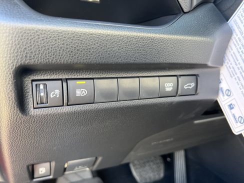 Certified 2025 Toyota RAV4 XSE image 33