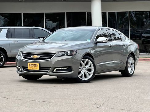 Used 2019 Chevrolet Impala Premier FWD image 2
