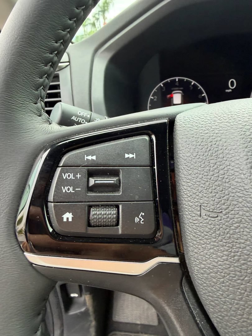 Used 2026 Honda Odyssey EX-L image 23