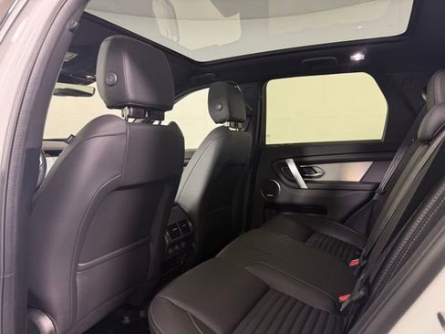 New 2025 Land Rover Discovery Sport Dynamic SE image 26