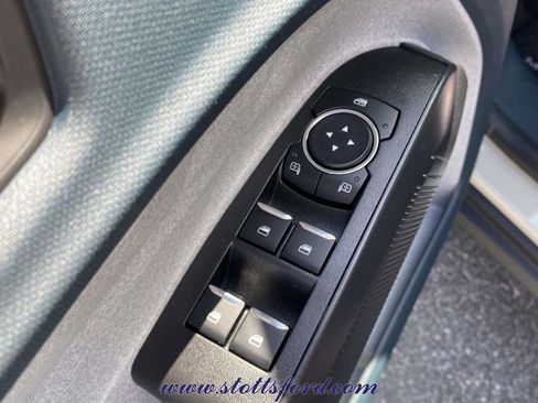 New 2025 Ford Maverick XLT w/ Equipment Group 301A AWD/4WD image 17